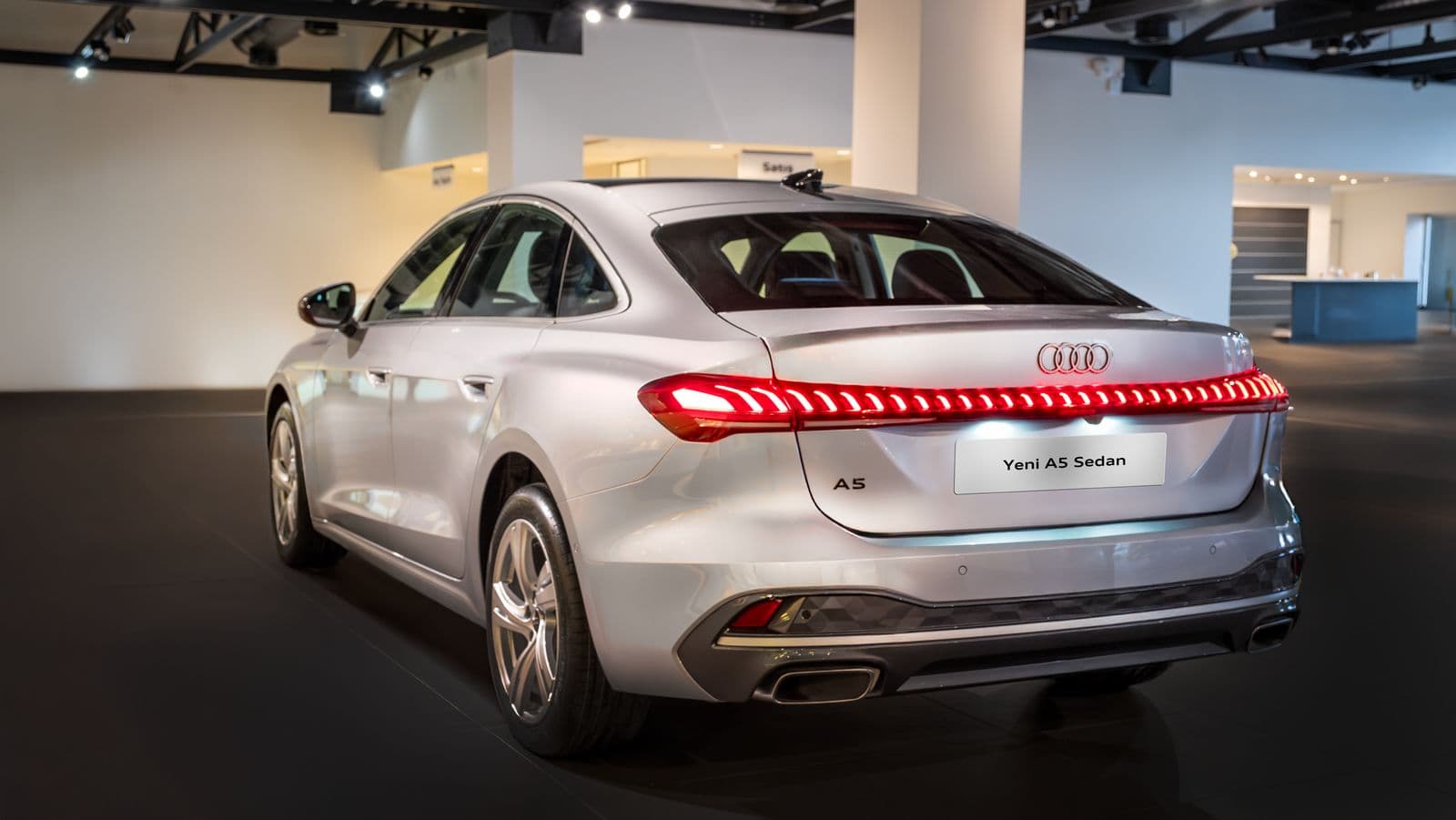Audi A5 Showroom Fotoğraf Çekimi