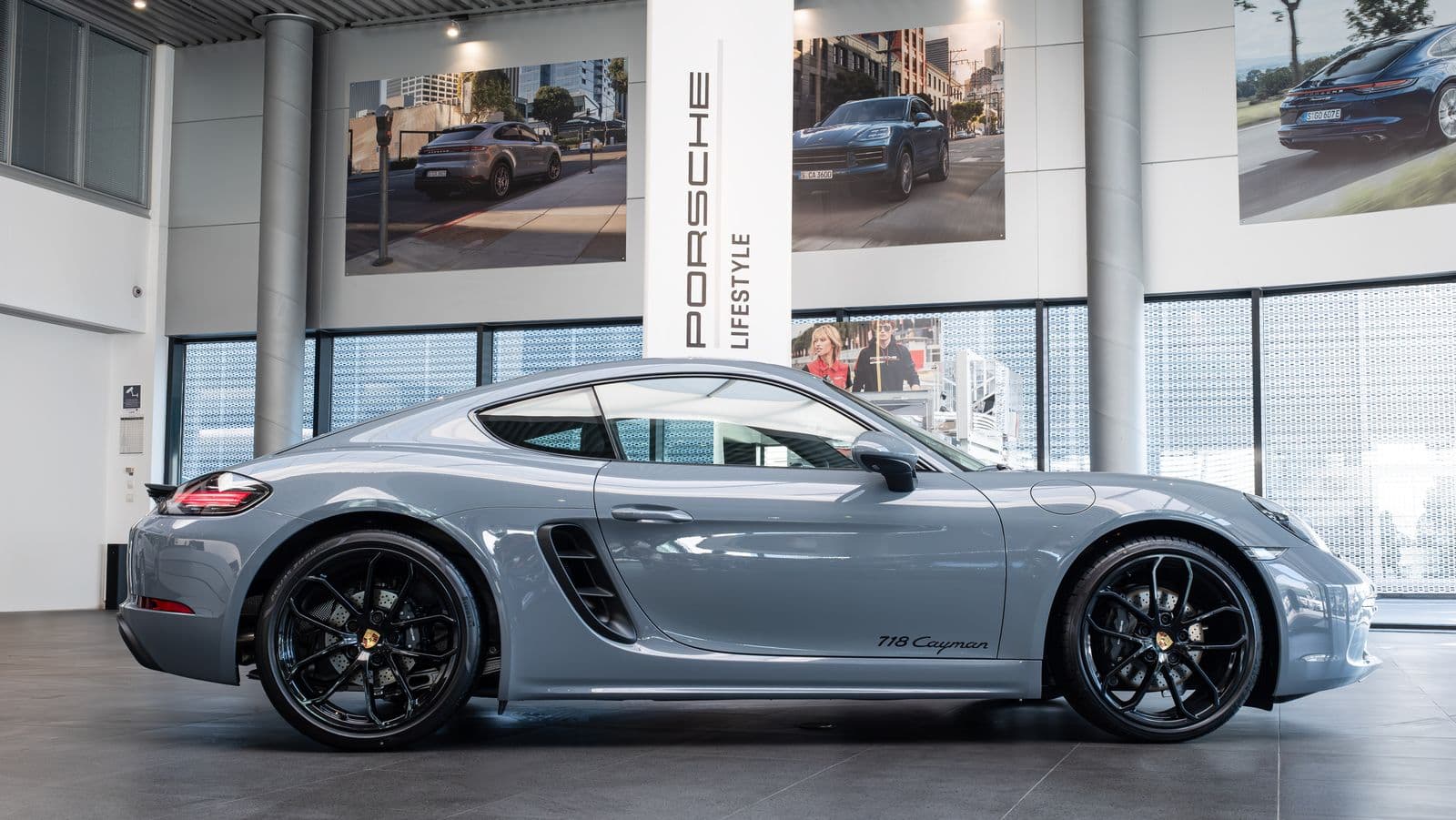 Porsche Cayman 718 Araba Fotoğraf Çekimi