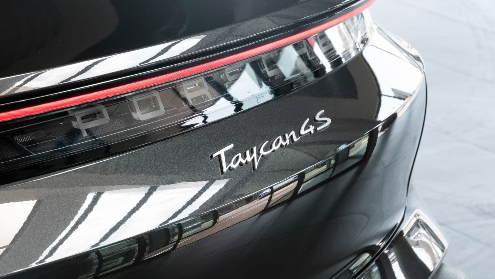 Porsche Taycan 4S Araba Fotoğraf Çekimi