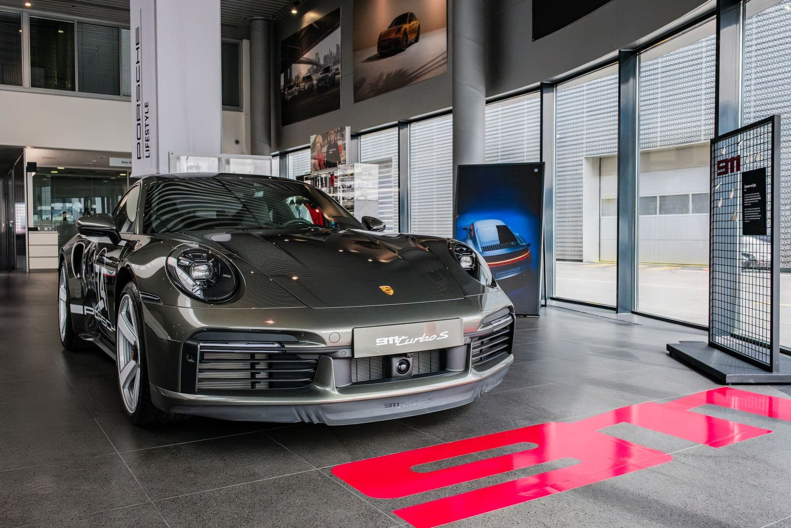 Porsche Teslimat Öge Ürün Çekimi