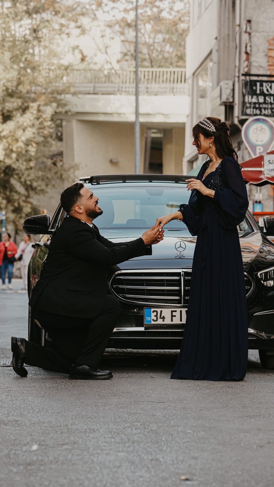 Berkay çiftinin söz & nişan çekimi — mutluluk karesi · Ador Ajans düğün fotoğrafçısı, İstanbul