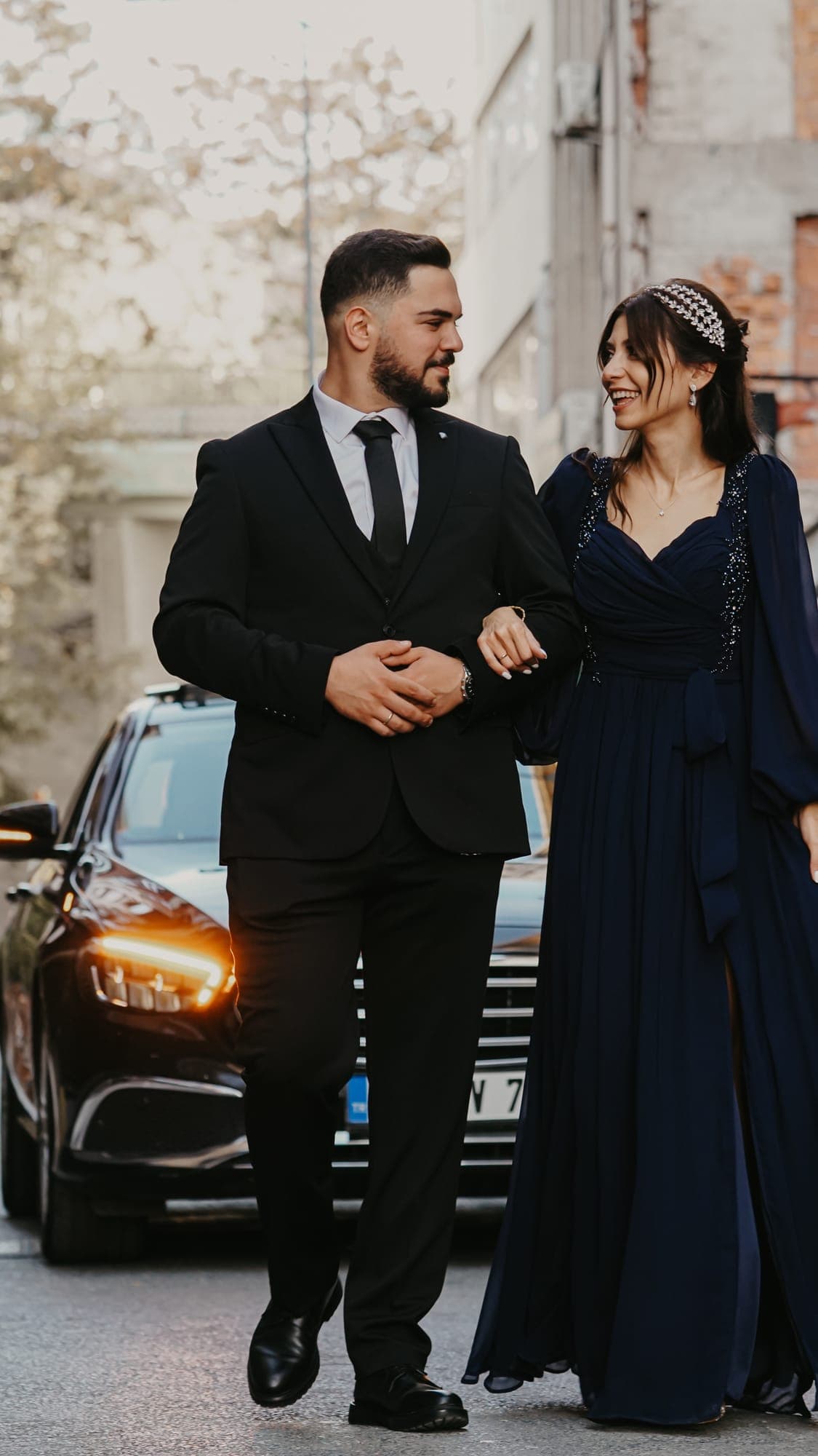 Berkay çiftinin söz & nişan çekimi — gelin & damat pozu · Ador Ajans düğün fotoğrafçısı, İstanbul