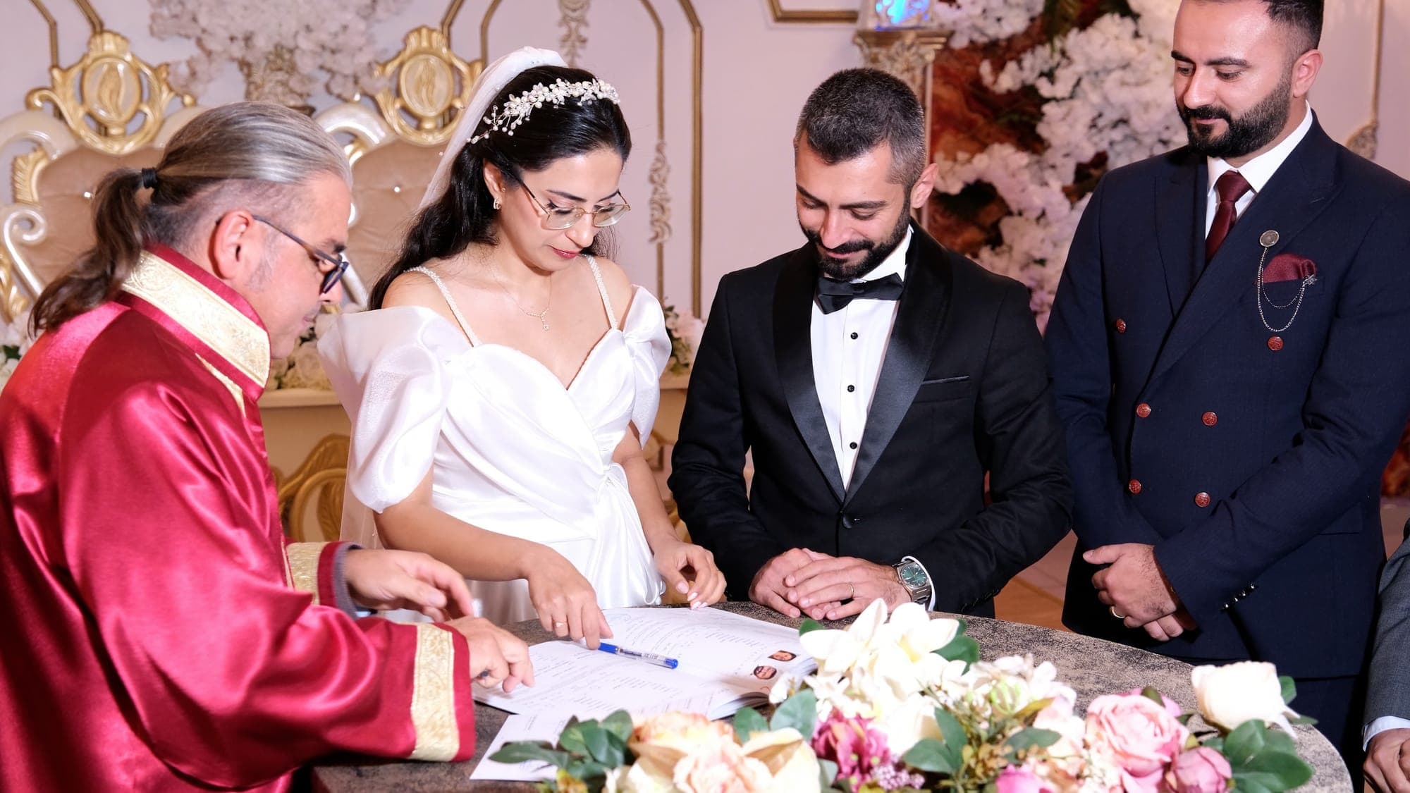 Hüseyin & Gizem düğün çekimi — ilk dans · Ador Ajans düğün fotoğrafçısı, İstanbul
