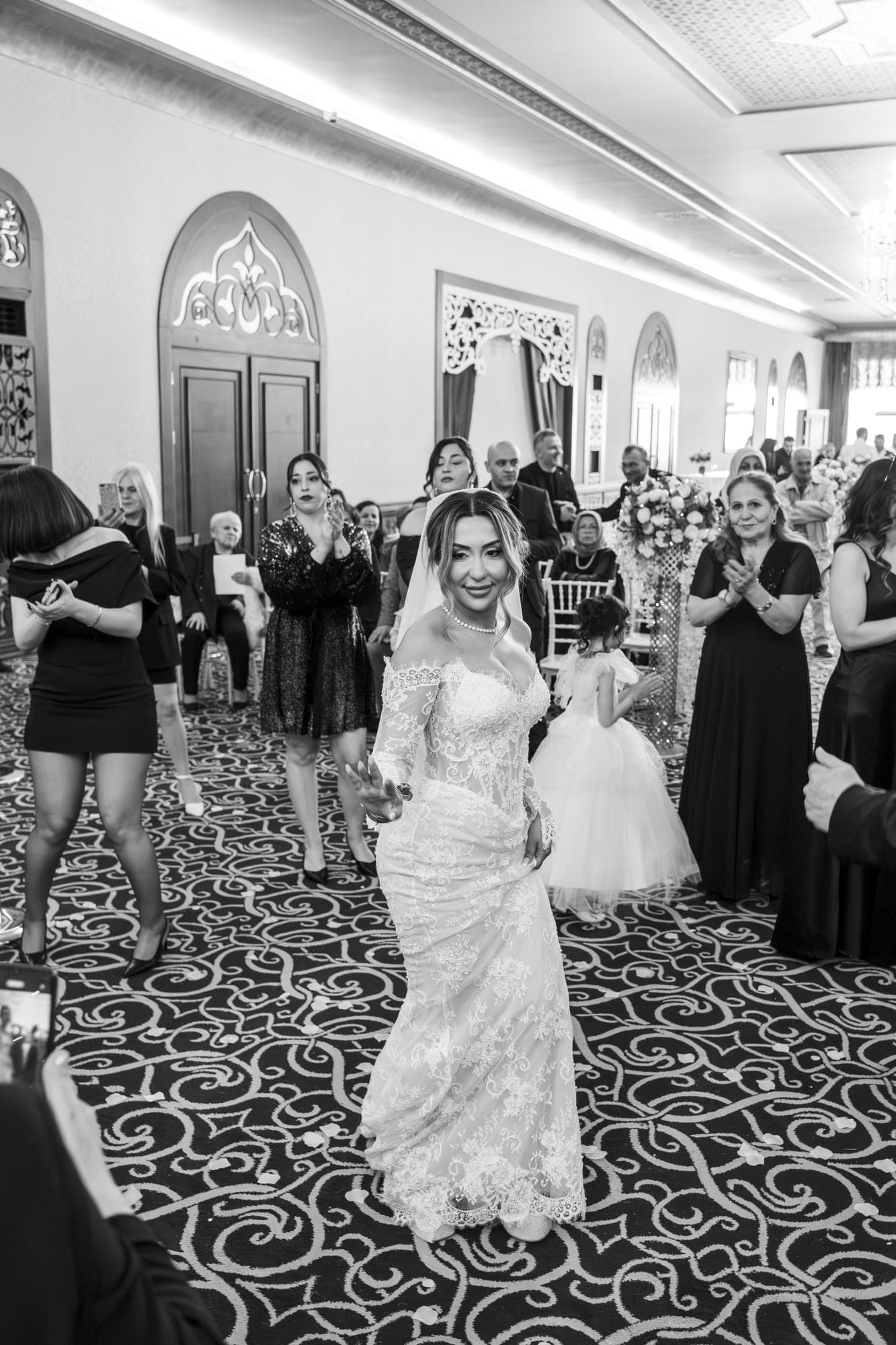 Ozan & Dilara düğün hikayesi — mekân & dekorasyon · Ador Ajans düğün fotoğrafçısı, İstanbul